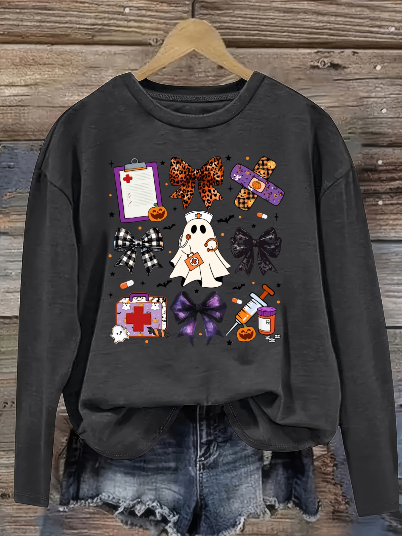 レディースカジュアル長袖クルーネックTシャツ、ハロウィンナー - Costumes のレビューと価格