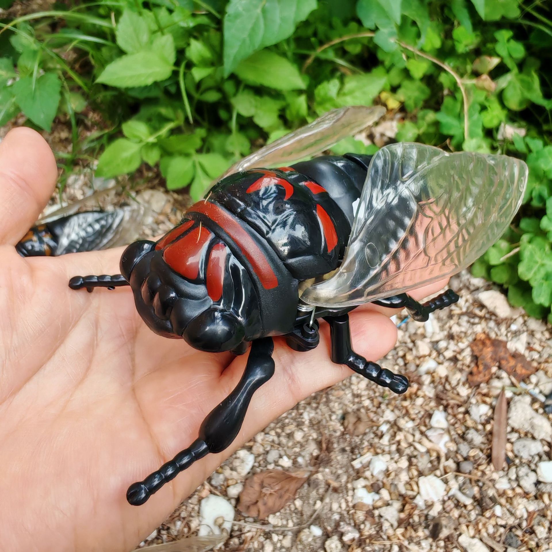 新しいゼンマイ昆虫バイオニックおもちゃクリエイティブいたずら - Prank Toys のレビューと価格