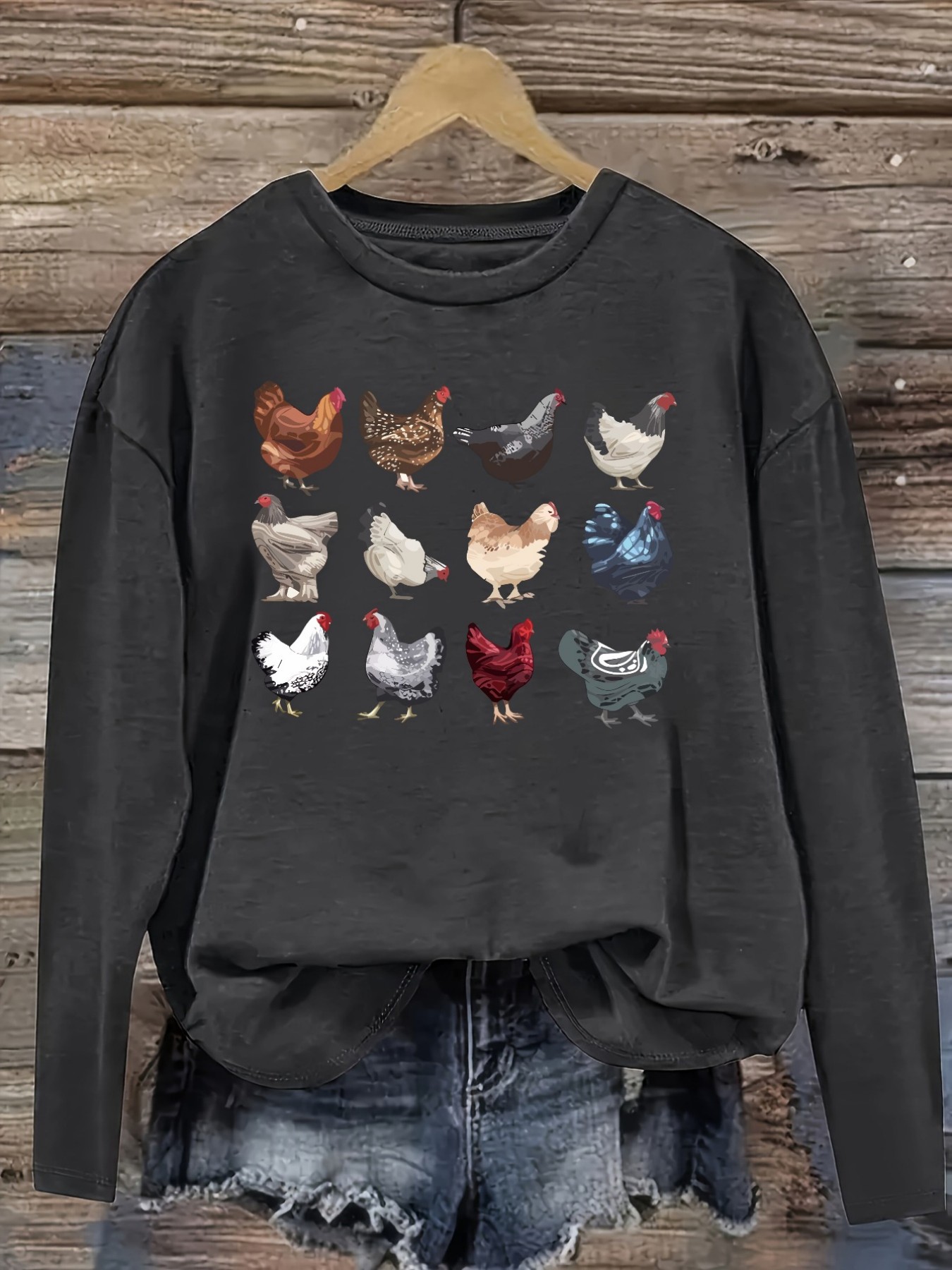 レディースカジュアル長袖クルーネックTシャツ、カラフルな鶏の - Costumes のレビューと価格