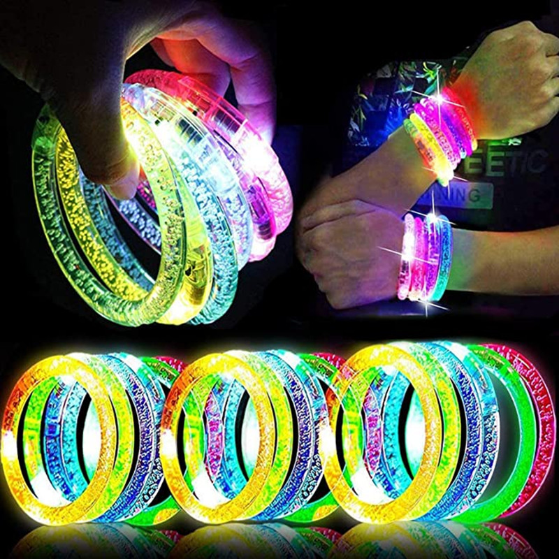 明るいパーティーのおもちゃセット,子供用,点滅リング,バブル - Glow In The Dark Party Glasses のレビューと価格