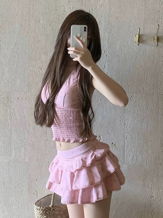夏の女性の服痩身タンキニ水着女性控えめなスカート付きビキニセ - Costumes のレビューと価格