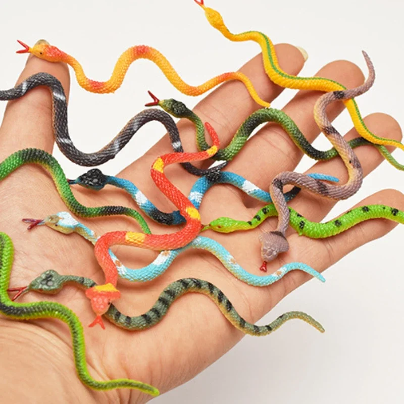 ハイシミュレーションプラスチックスネークモデル、面白い怖いお - Prank Toys のレビューと価格