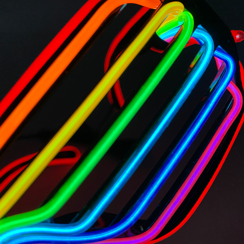 男性と女性のための明るいメガネ、蛍光LED、ライトアップ、パ - Glow In The Dark Party Glasses のレビューと価格